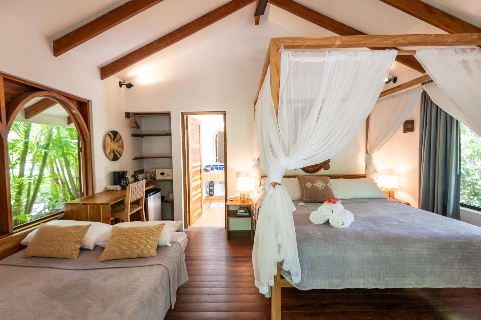 Apartment Almendros